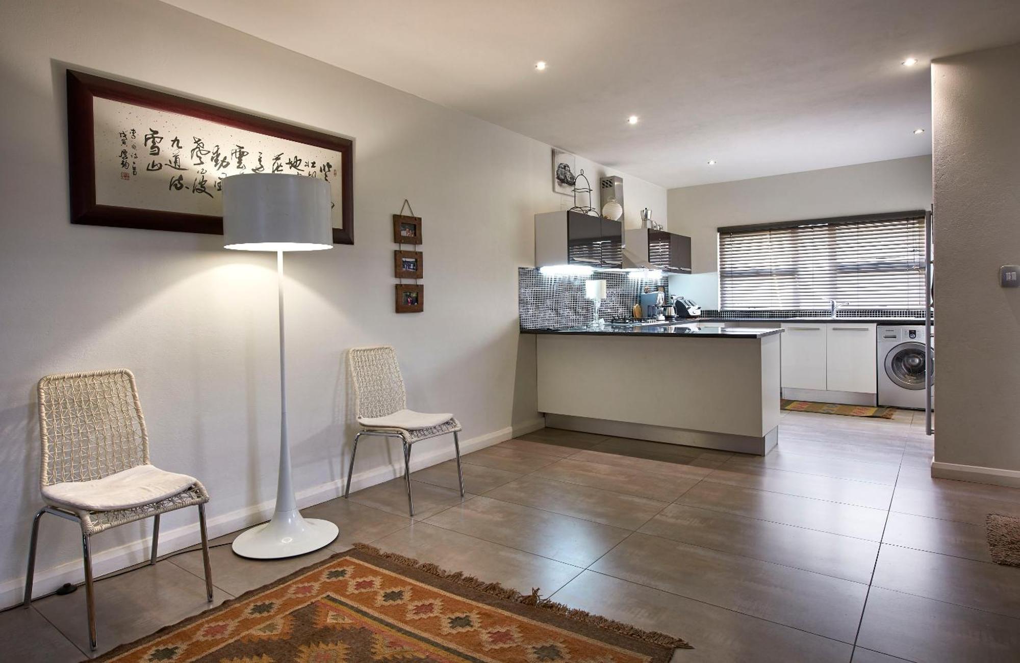 Dynasty Forest Sandown Serviced Apartments & Self Catering Hotel ヨハネスブルグ 部屋 写真