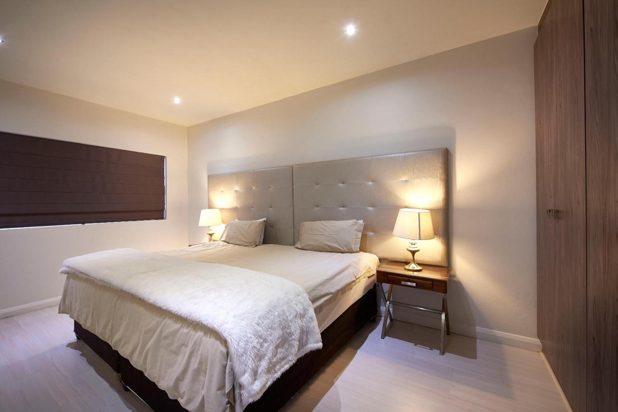 Dynasty Forest Sandown Serviced Apartments & Self Catering Hotel ヨハネスブルグ 部屋 写真