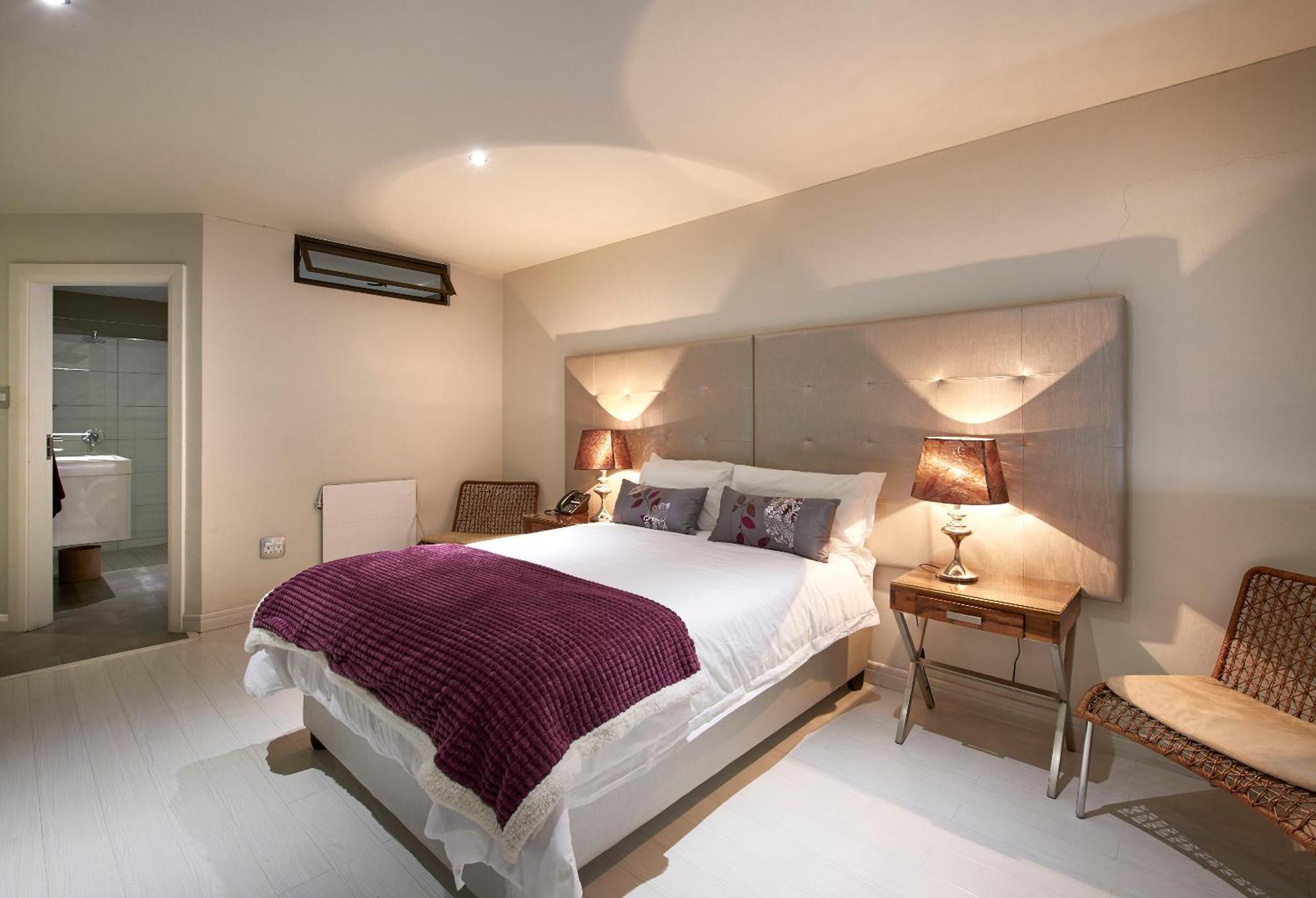 Dynasty Forest Sandown Serviced Apartments & Self Catering Hotel ヨハネスブルグ 部屋 写真